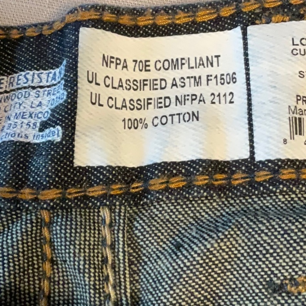 Men's Relaxed Fit Jeans in Charcoal by [Brand] - Picture 8 of 11